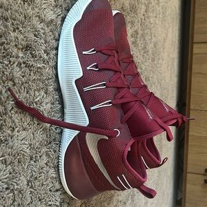 Men’s Nike Hyperhsift - size 15